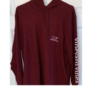 Maroon vineyard vines T-shirt hoodie